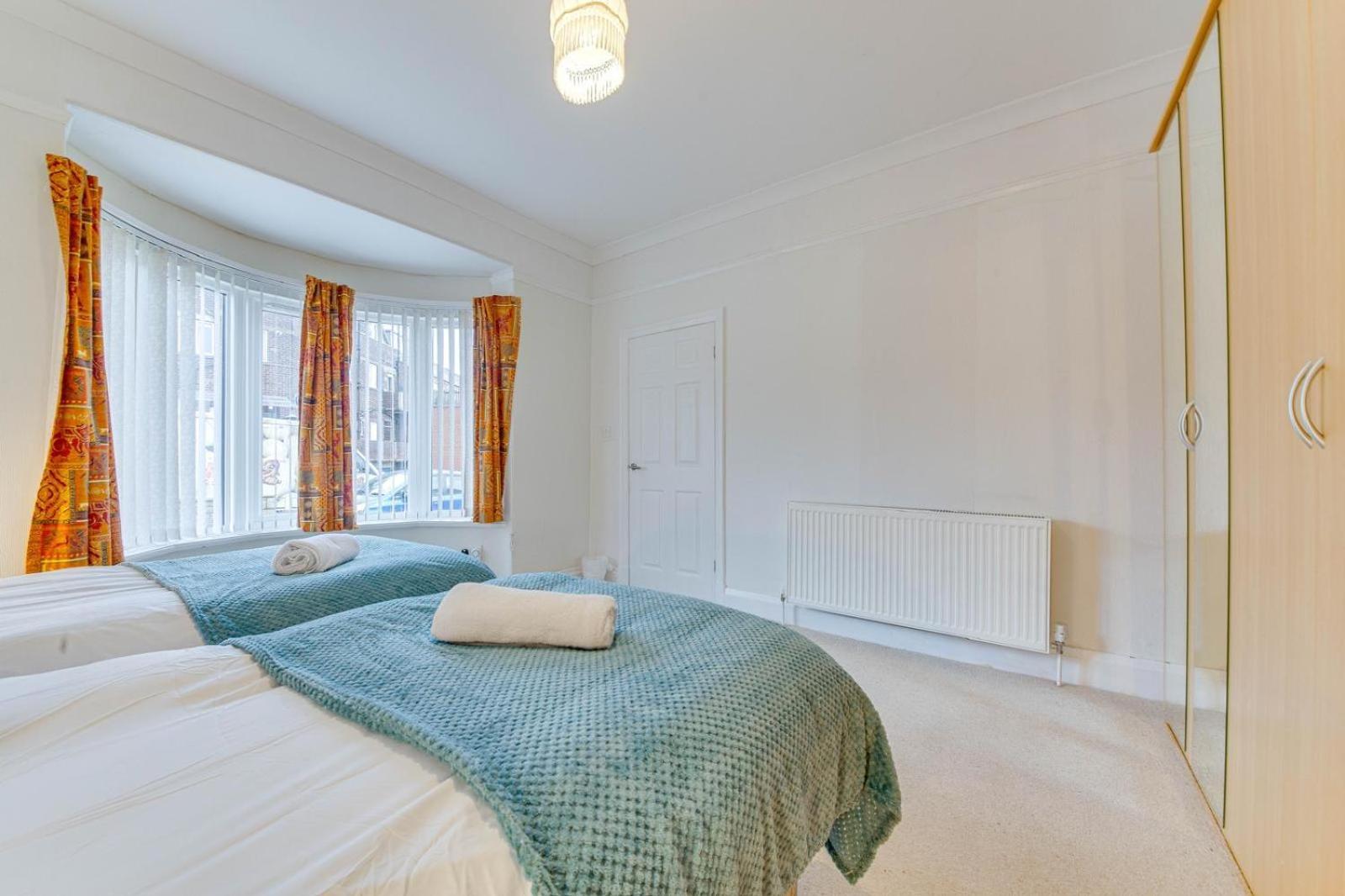 3br Detached With Parking Holiday home Stannington (Yorkshire)