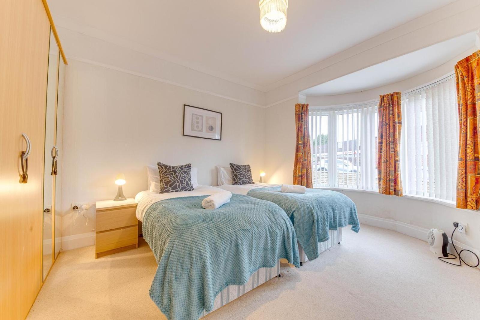 3br Detached With Parking